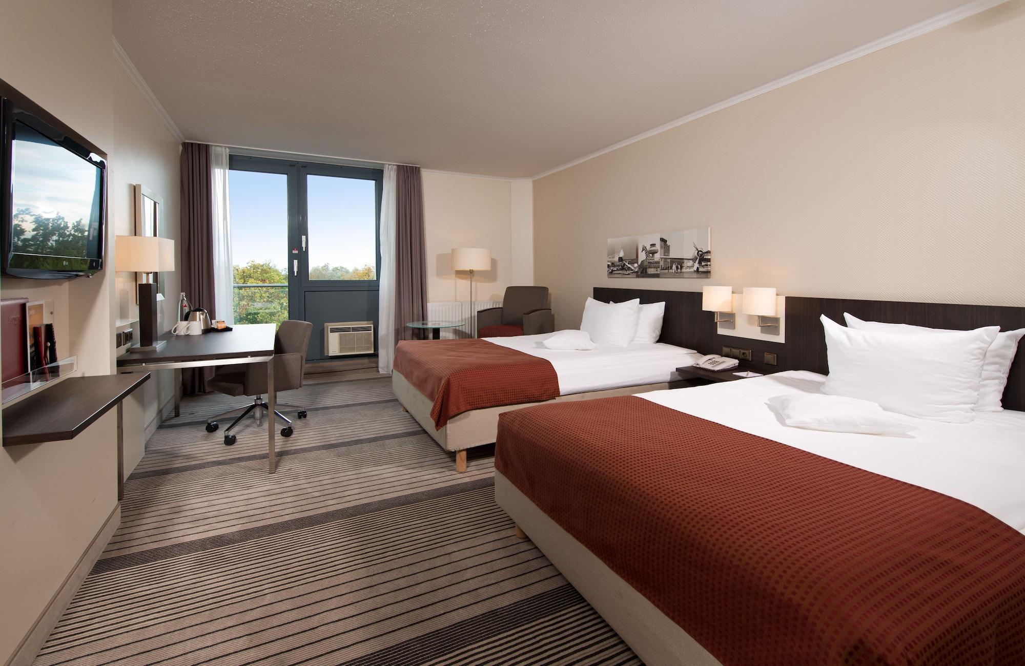Leonardo Hotel Hannover Airport Langenhagen  Bagian luar foto